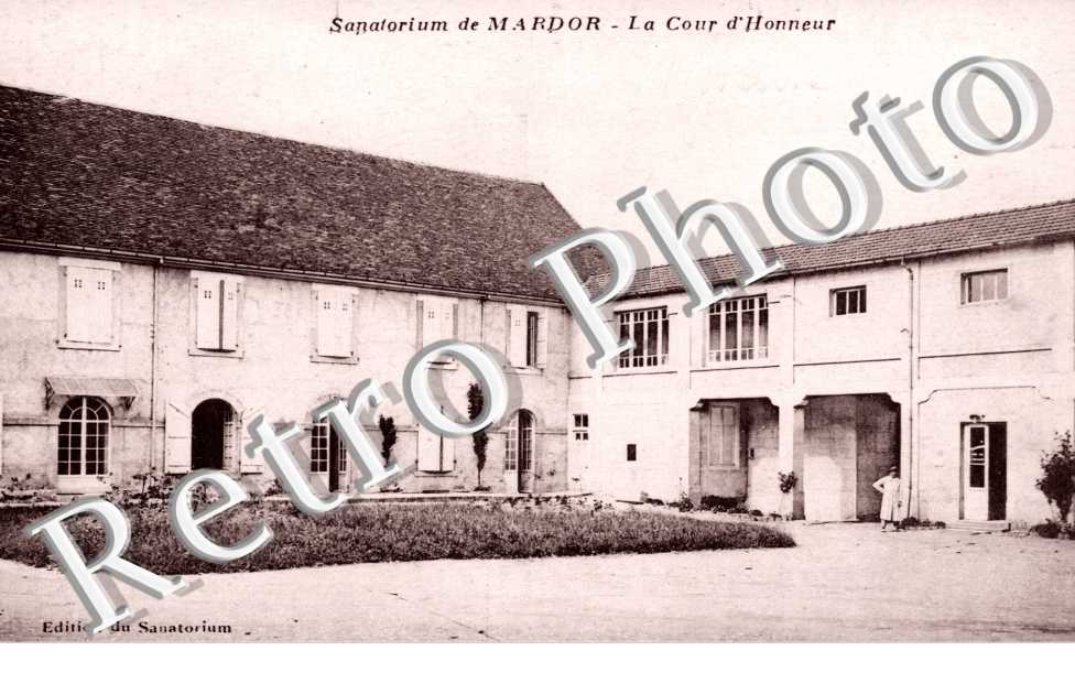 le sanatorium, la cour d' honneur