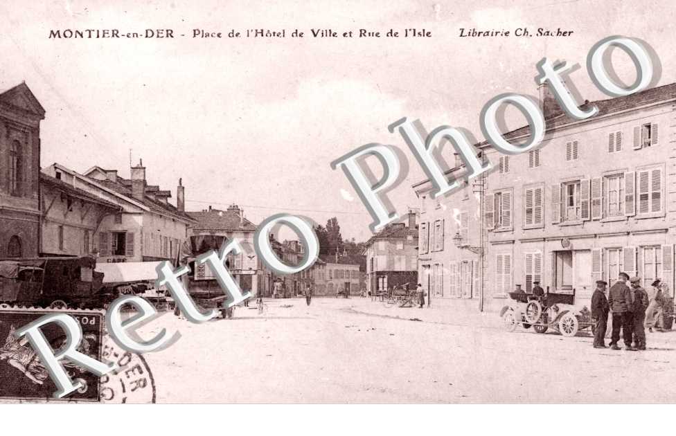 Place de l'Hotel de Ville et Rue de l'Isle