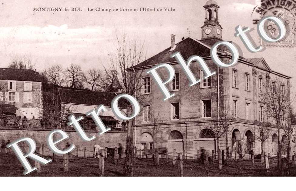 Le champ de Foire et hotel-de-ville