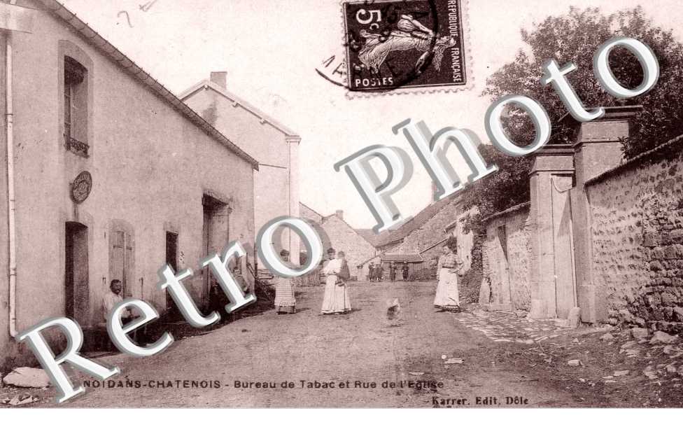 Bureau de tabac et rue de l'eglise