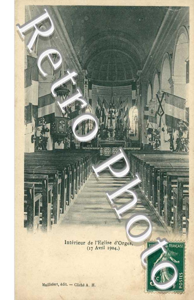 Interieur de l'eglise