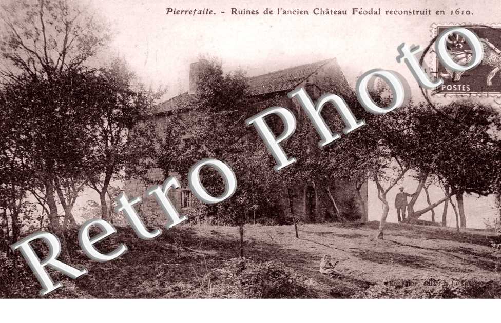 Ruines de l'ancien chateau feodal reconstruit en 1610