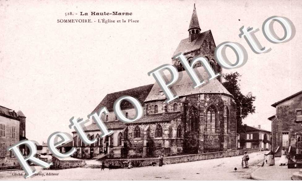 l' eglise et la place