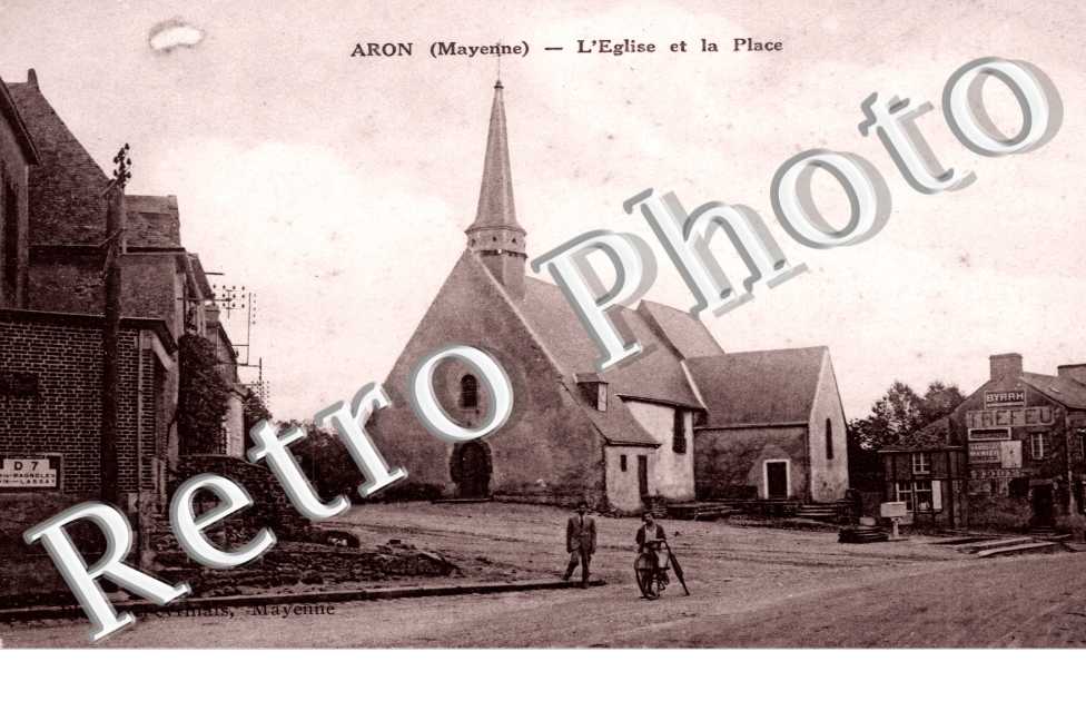 L'eglise et la place