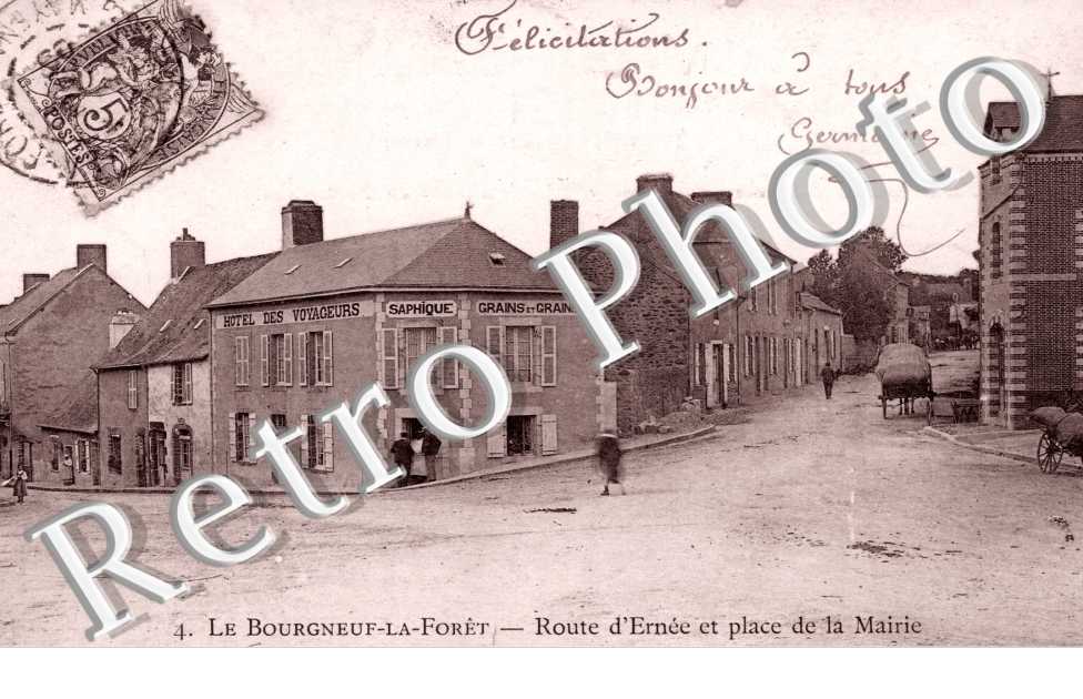 Route d'Ernee et Place de la Mairie