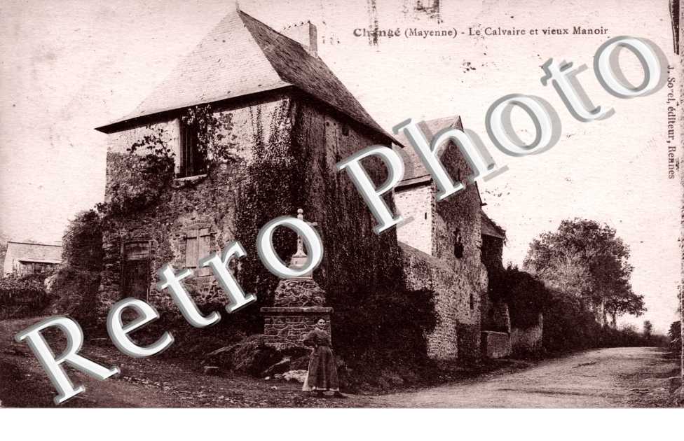 le calvaire et vieux manoir