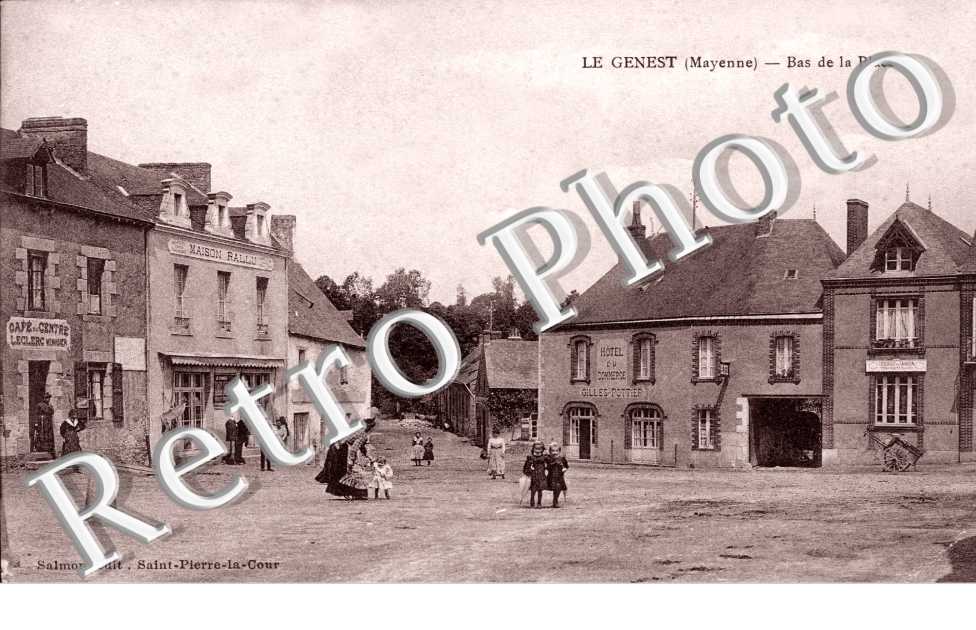 Bas de la place