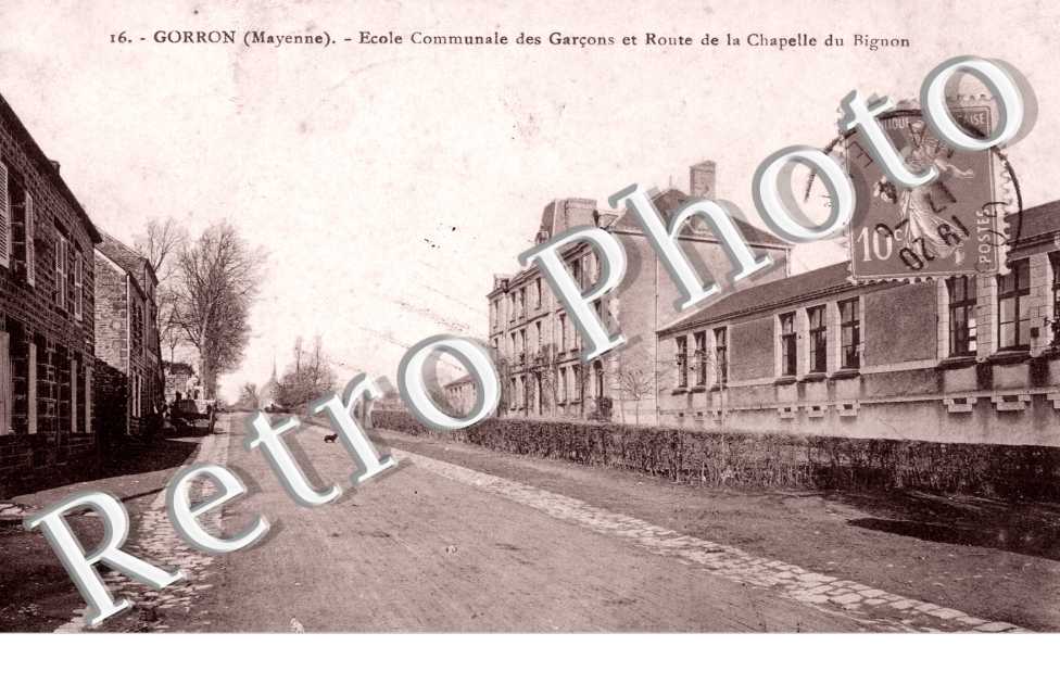 ecole communale des garcons et route de la Chapelle du Rignon