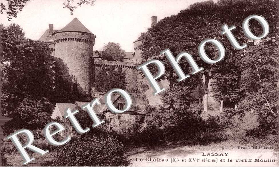 le Chateau et le vieux moulin