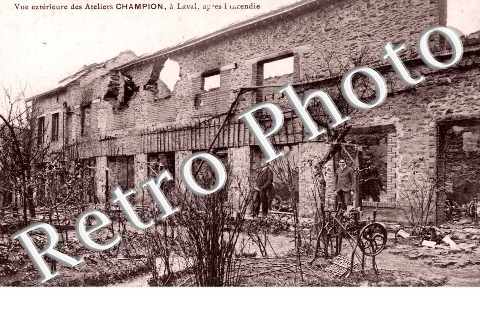 Ateliers Champion apres l'incendie