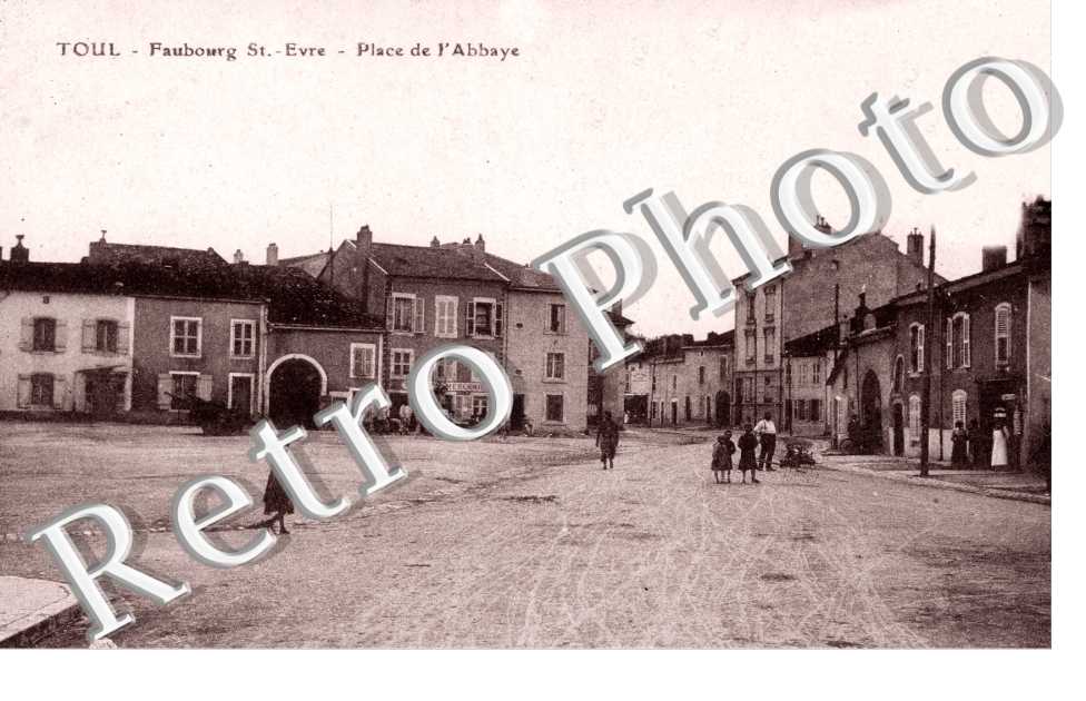 Faubourg Saint Evre, Place de l'Abbaye