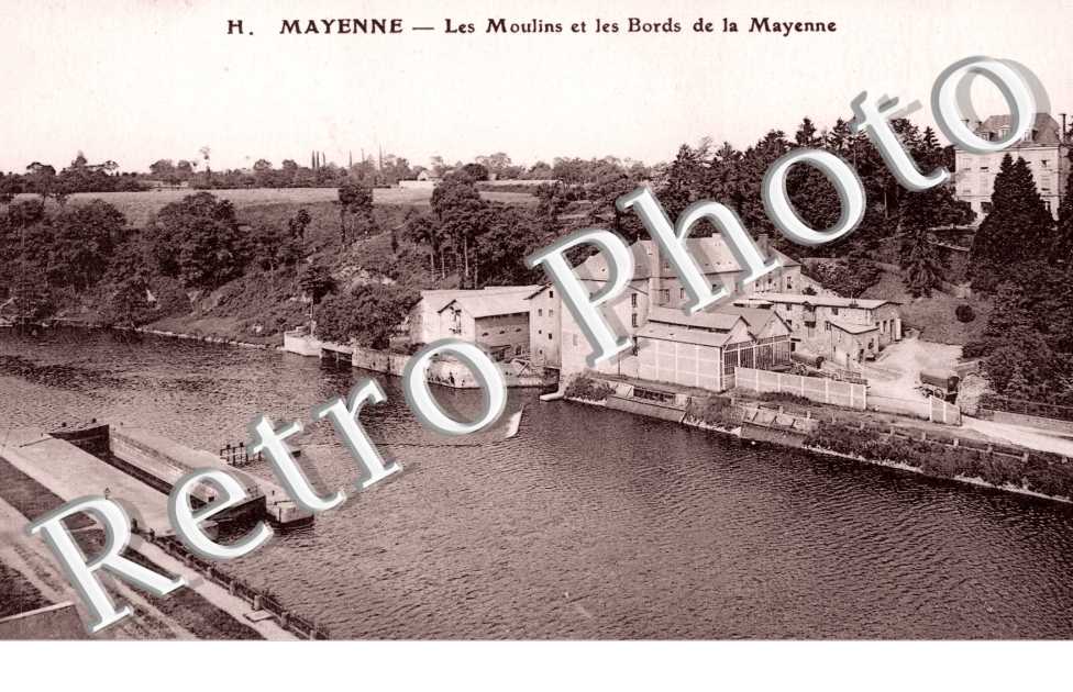 Les Moulins et Bords de la Mayenne