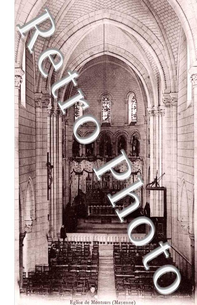 Interieur de l'eglise