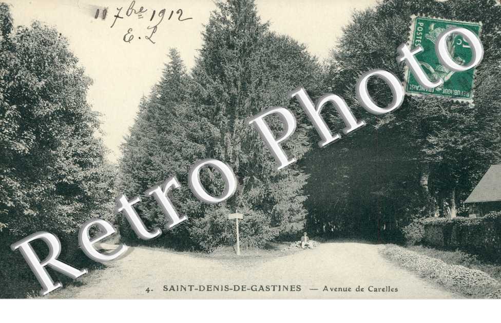 Avenue de Carelles
