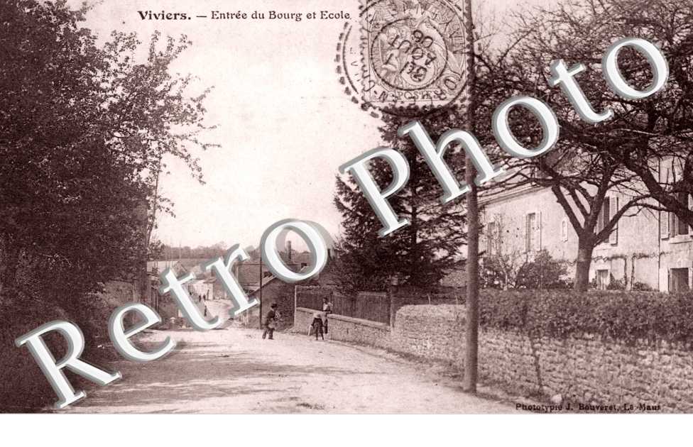 Entree du Bourg et Ecole