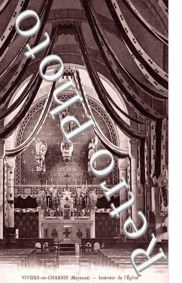 interieur de l'eglise