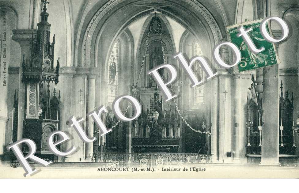 Interieur de l'Eglise