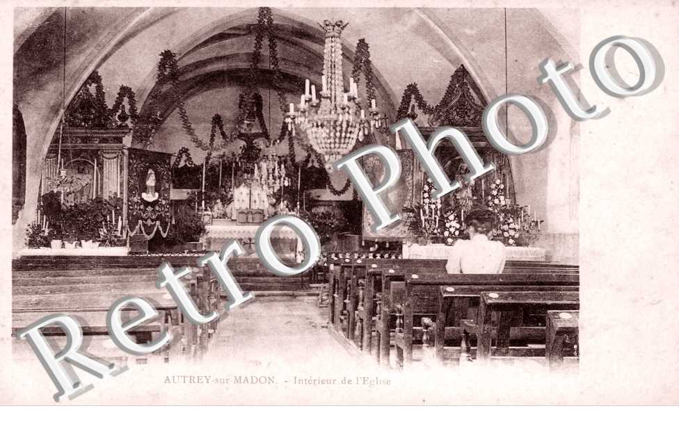 interieur de l'eglise