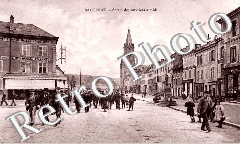 Sortie des ouvriers a midi