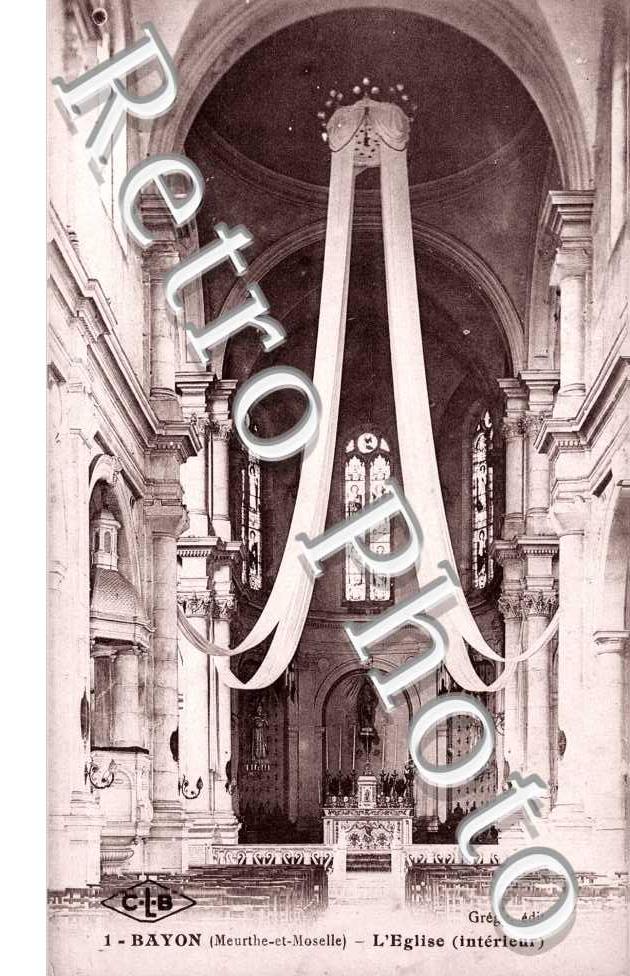 Interieur de l'Eglise