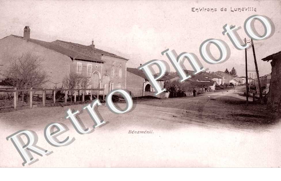 (une rue)