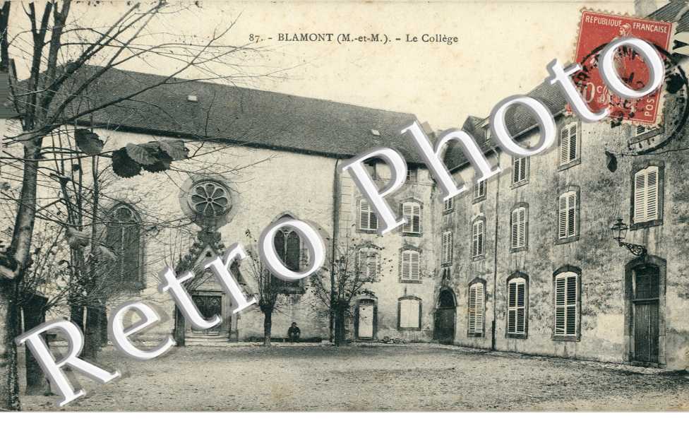 le College