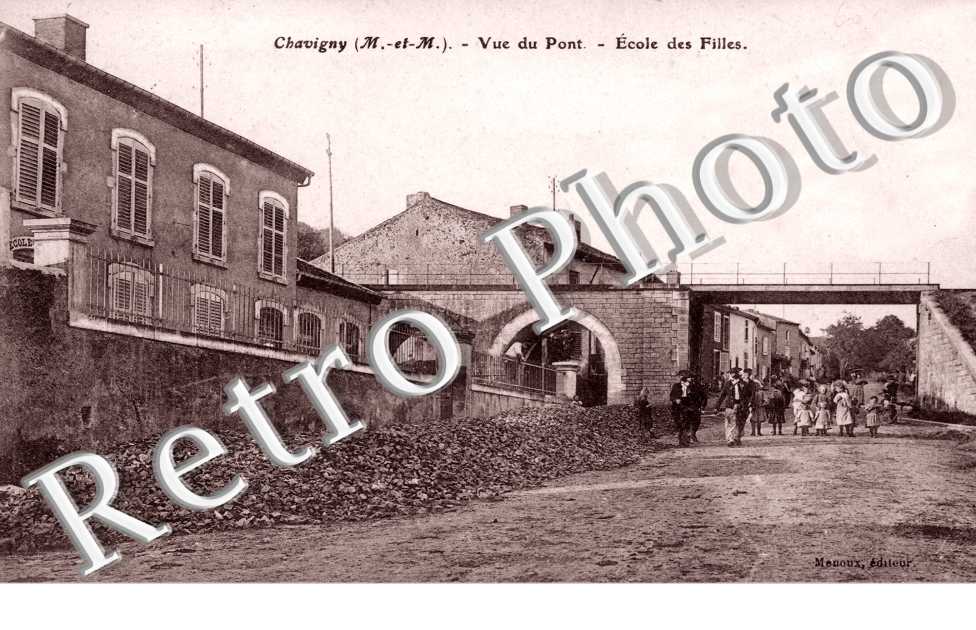 vue du pont, ecole des filles
