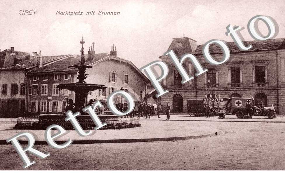 Marktplatz mit Brunnen