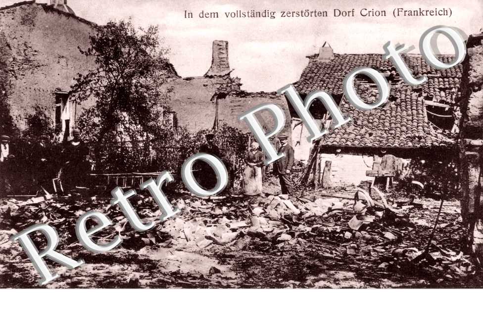 In dem vollstandig zerstoren Dorf Crion