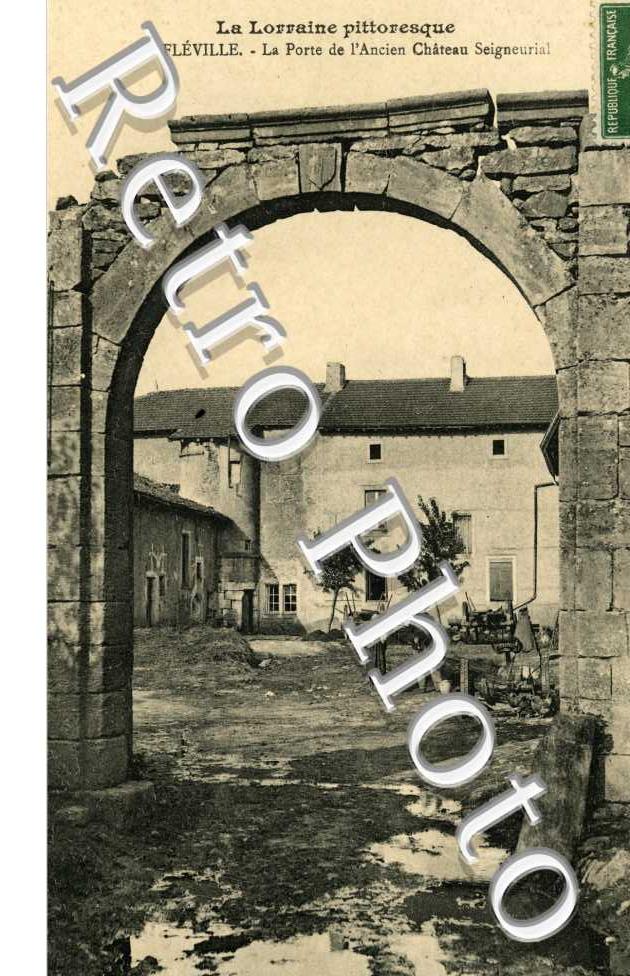 la Porte de l'Ancien Chateau Seigneurial