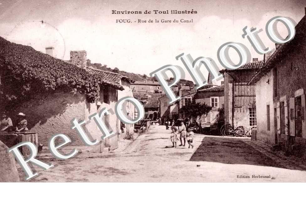 Rue de la Gare du Canal