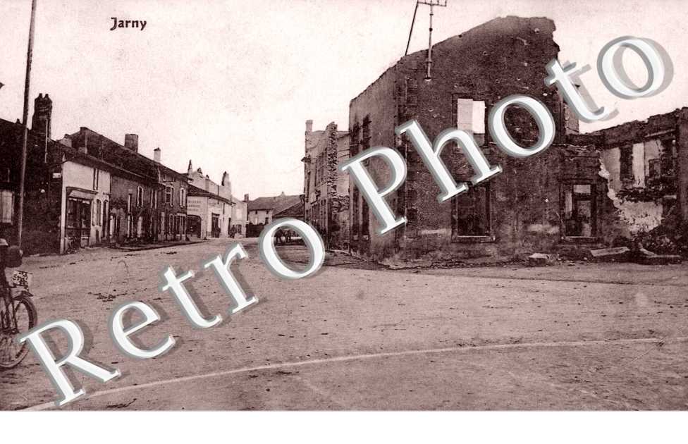 une rue en ruines