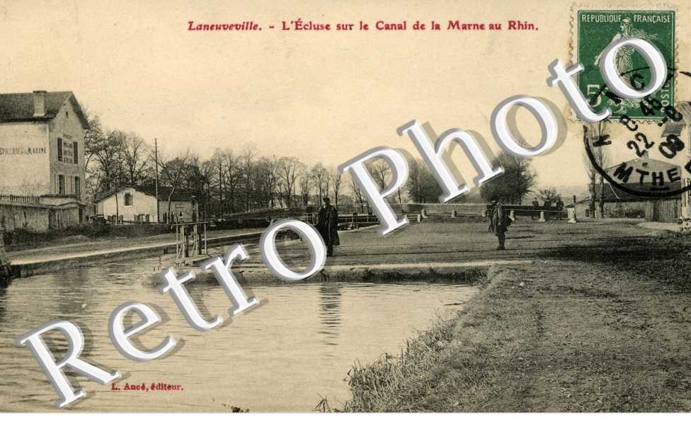 l'ecluse sur le canal