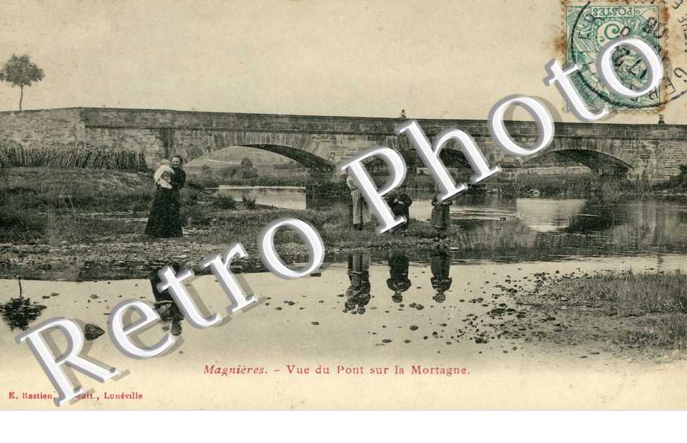 Vue du pont sur la Mortagne