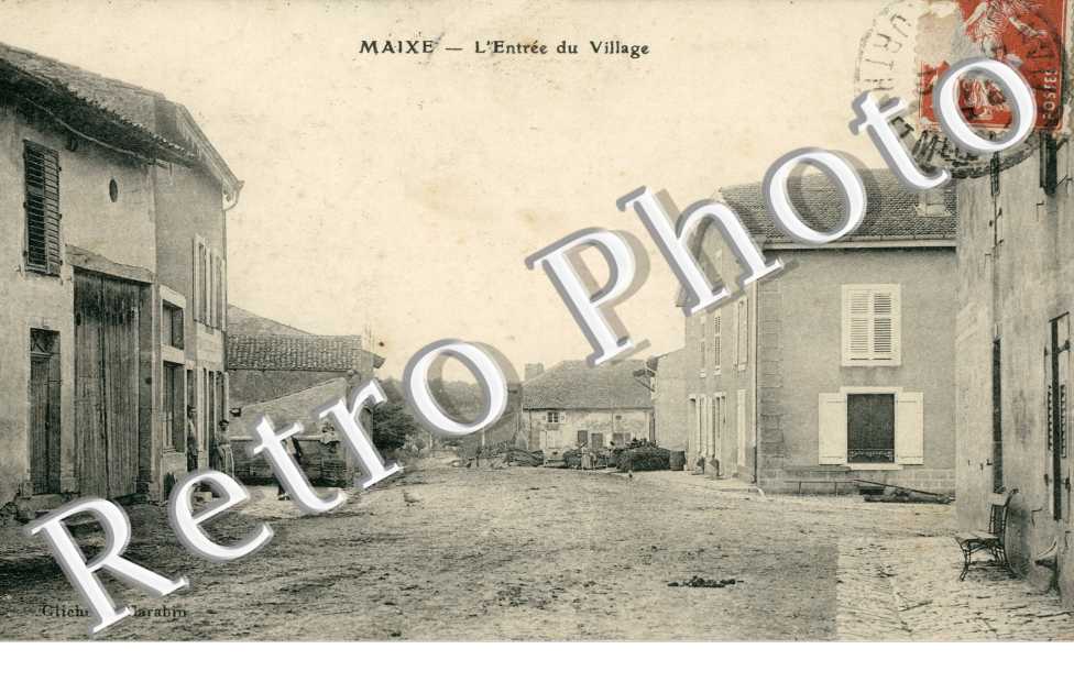 l'entree du village