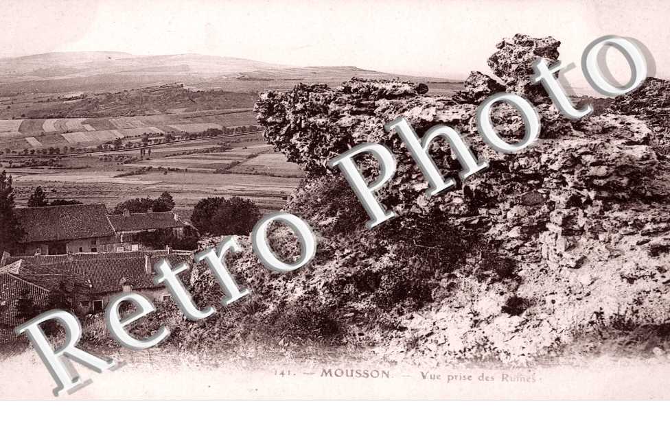 vue prise des Ruines
