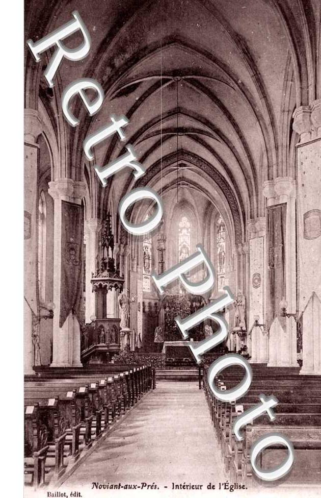 Interieur de l'eglise