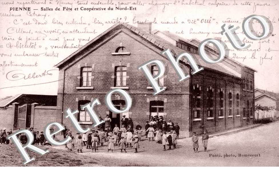 salle de fete et cooperative du Nord-Est