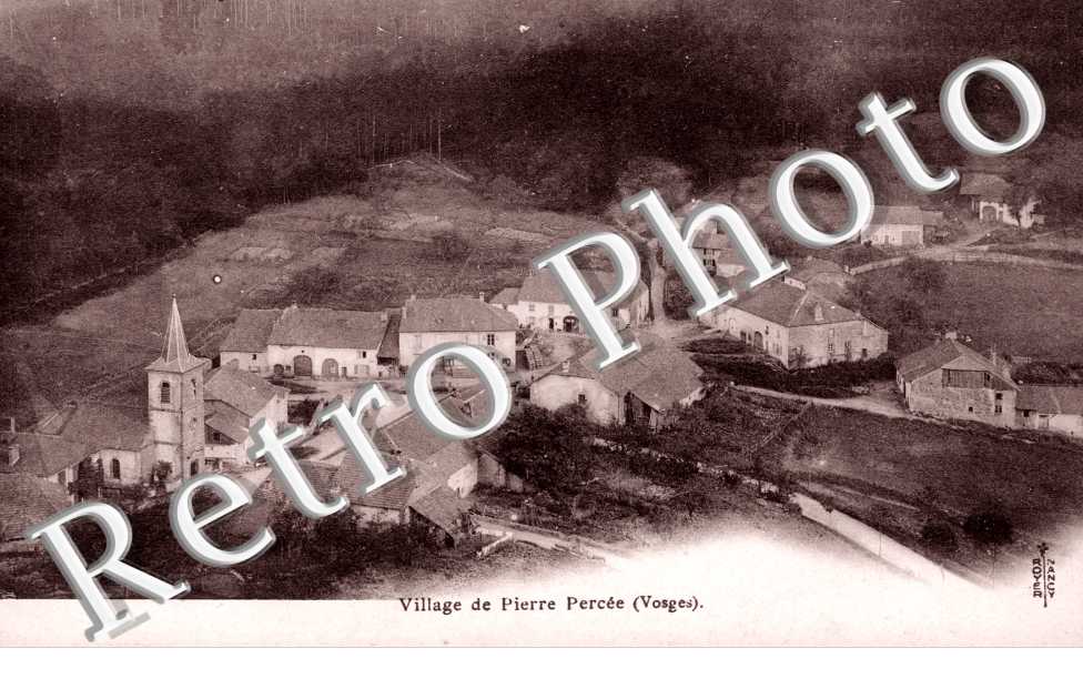 village de Pierre Percee