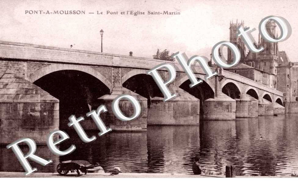 le pont et l'Eglise Saint Martin