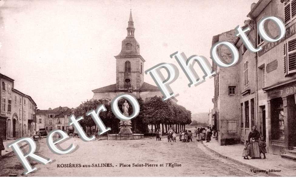 Place Saint Pierre et l'Eglise