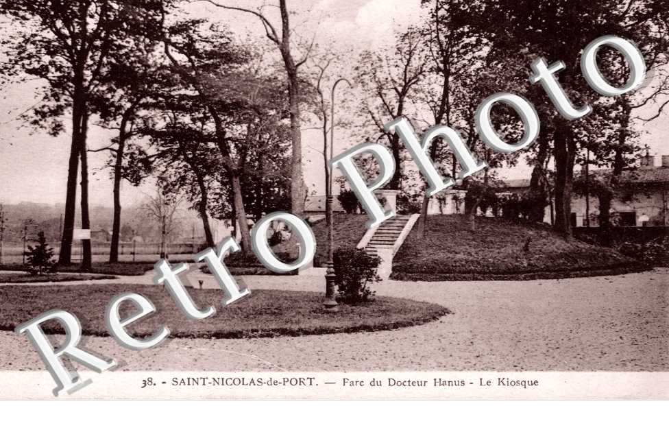 parc du docteur Hanus Le kiosque