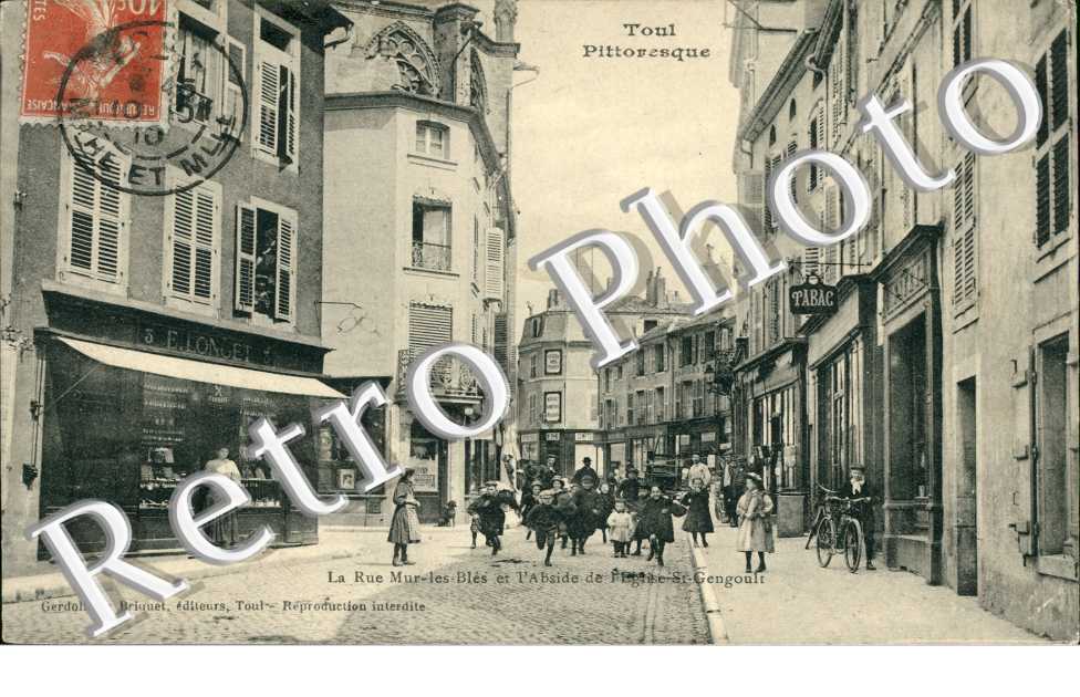 Rue Mur les Bles et l'Abside de l'Eglise St Gengoult