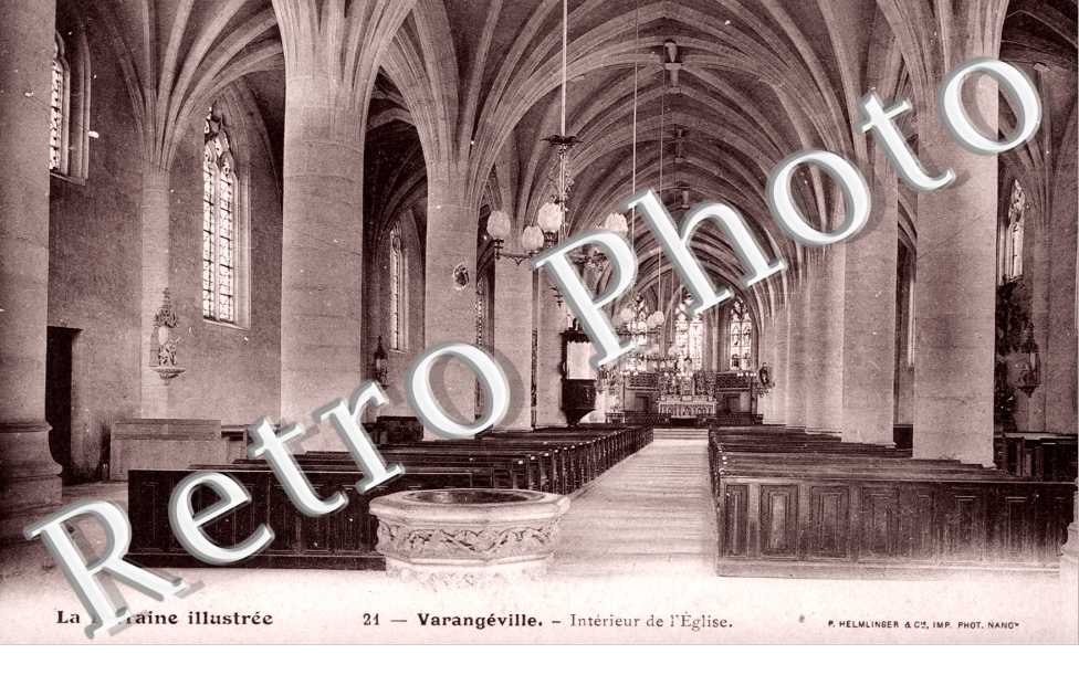 Interieur de l'eglise