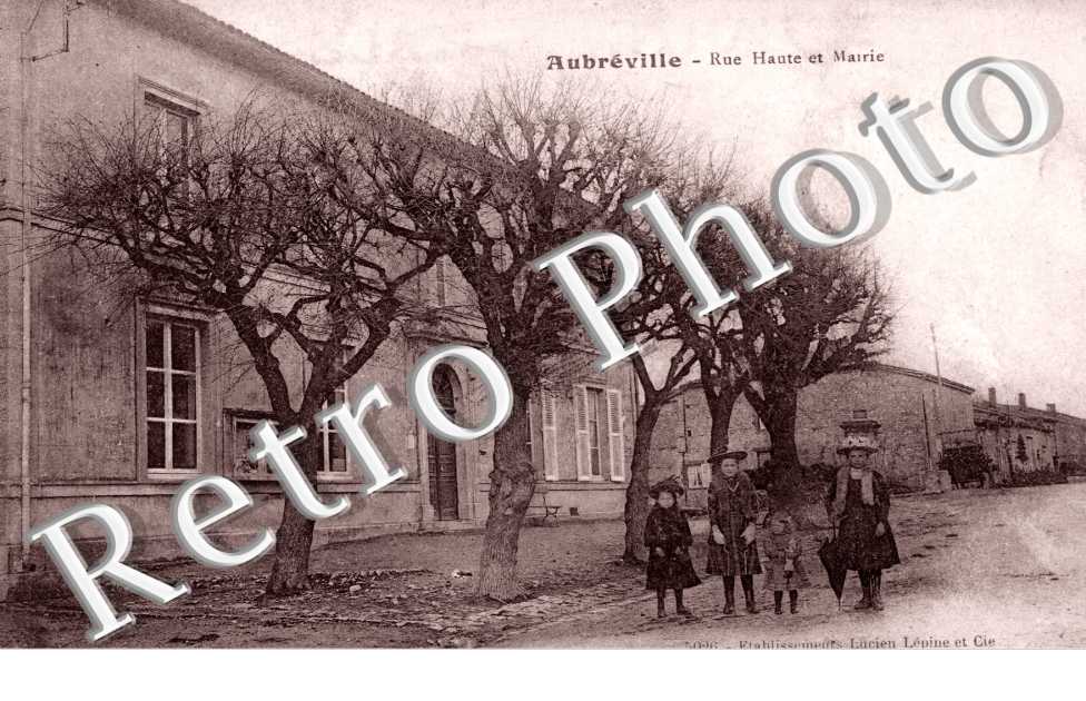 Rue Haure et Mairie