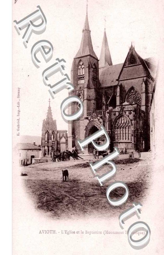 L'eglise et le Baptistere