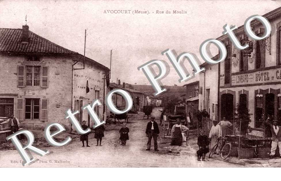 rue du moulin Hotel et cafe Lombard