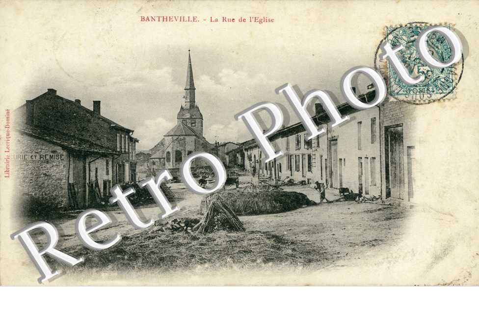 La rue et l'eglise