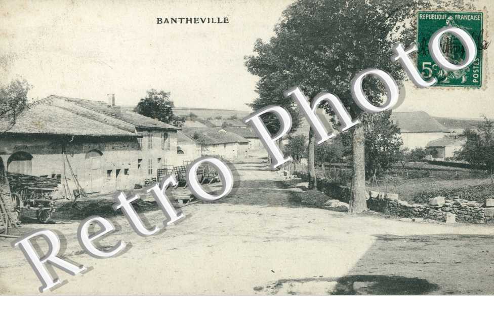 (une rue)