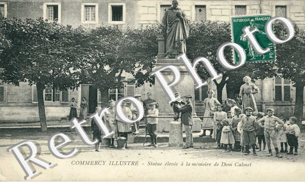 statue elevee a la memoire de Dom Calmet